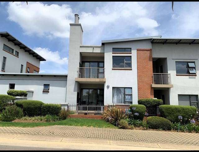 1 BEDROOM TOWNHOUSE FOR SALE IN EBOTSE GOLF ESTATE